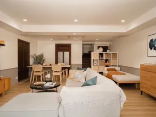 For rent 2 bedrooms condo in Samphanthawong, Bangkok