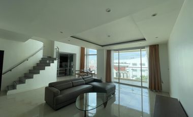 Condo en alquiler de 2 habitaciones en Watthana, Bangkok