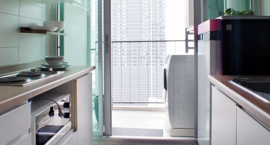 For rent 1 bed condo in Watthana, Bangkok