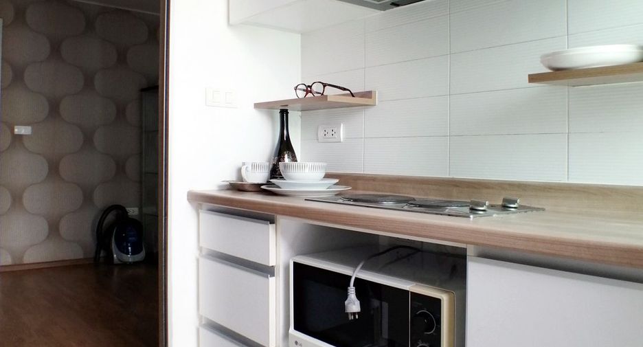For rent 1 bed condo in Watthana, Bangkok