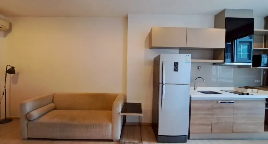 À louer 1 chambre condo à Phra Khanong, Bangkok