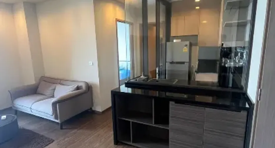 For rent 1 bed condo in Khlong Toei, Bangkok