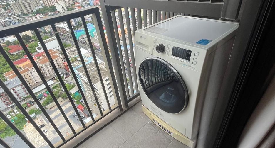 For rent 1 bed condo in Khlong Toei, Bangkok