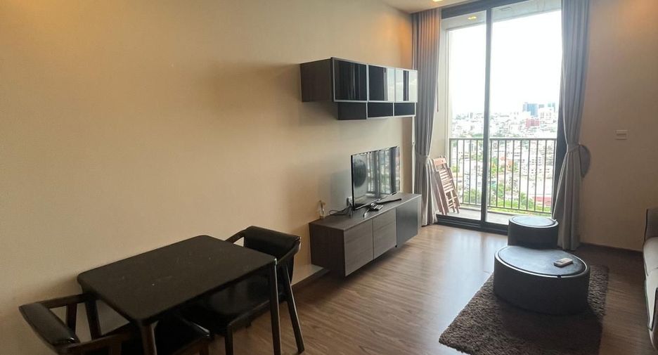 For rent 1 bed condo in Khlong Toei, Bangkok
