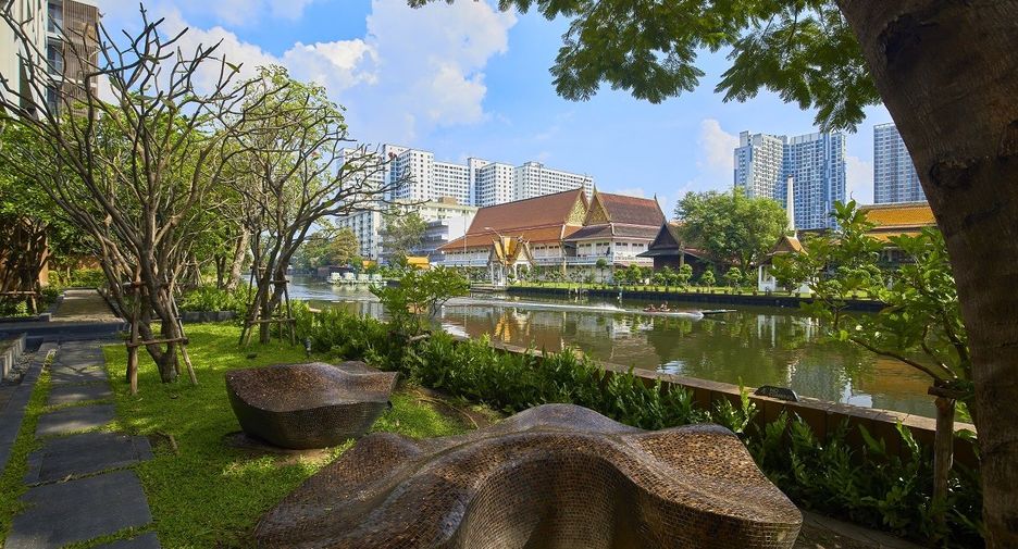 For rent 1 bed condo in Watthana, Bangkok