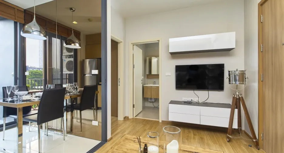 For rent 1 bed condo in Watthana, Bangkok