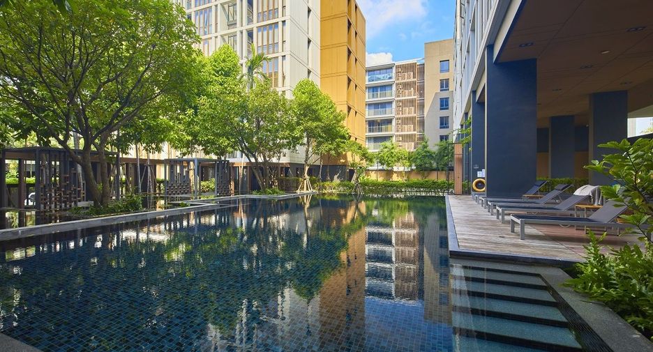 For rent 1 bed condo in Watthana, Bangkok
