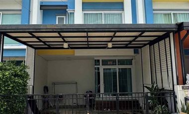 For rent 3 bedrooms townhouse in Don Mueang, Bangkok