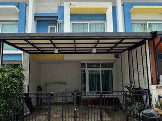For rent 3 bedrooms townhouse in Don Mueang, Bangkok