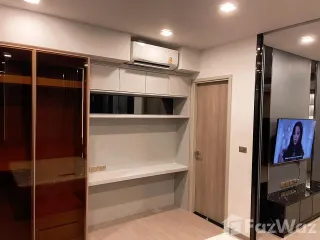 Wohnung zur Miete mit Studio in Huai Khwang, Bangkok