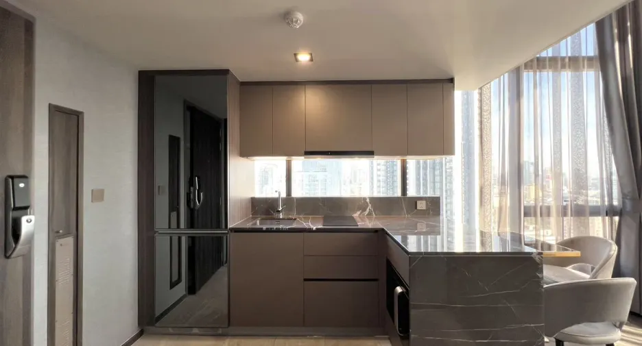 For rent 1 bed condo in Ratchathewi, Bangkok