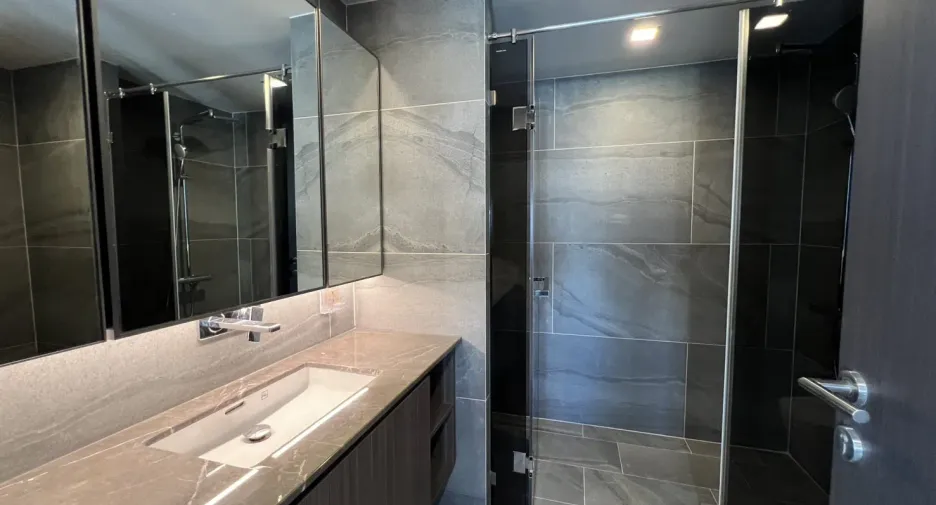 For rent 1 bed condo in Ratchathewi, Bangkok