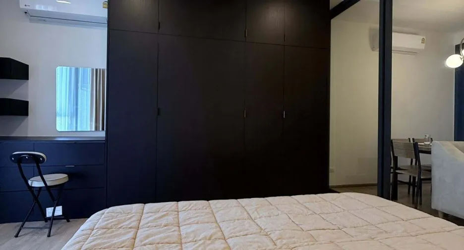 For rent 1 bed condo in Ratchathewi, Bangkok
