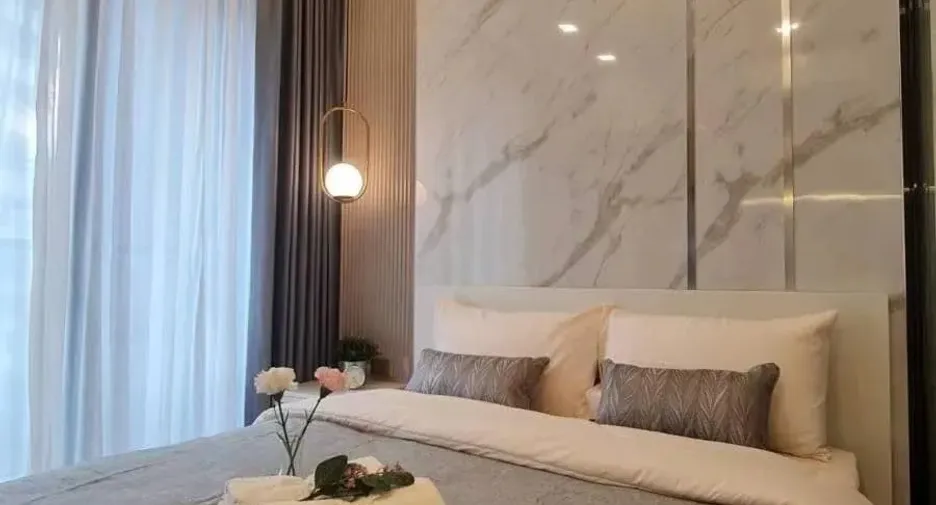 Wohnung zur Miete mit 1 Zimmer in Huai Khwang, Bangkok
