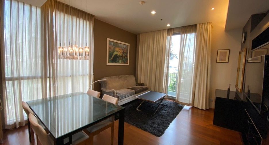 For rent 2 bedrooms condo in Watthana, Bangkok