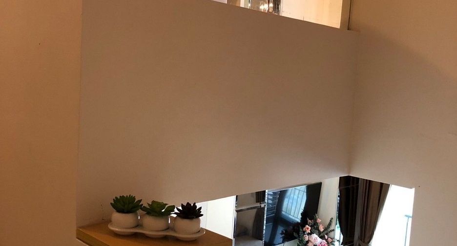 For rent 1 bed condo in Watthana, Bangkok