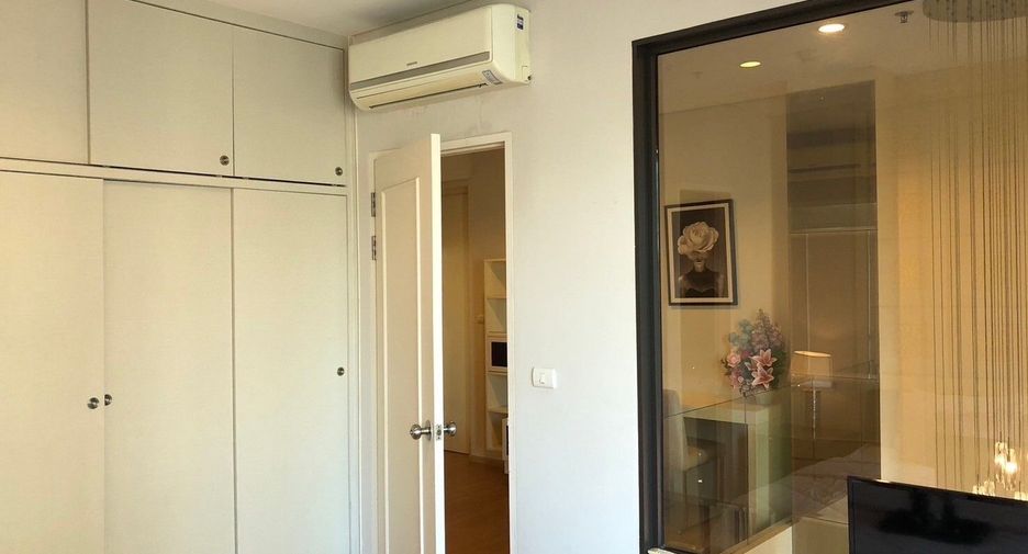 For rent 1 bed condo in Watthana, Bangkok