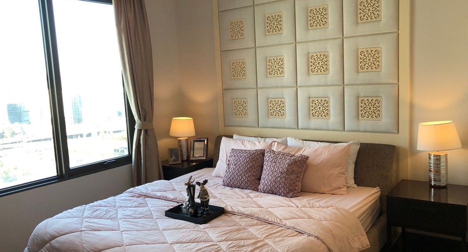 For rent 1 bed condo in Watthana, Bangkok