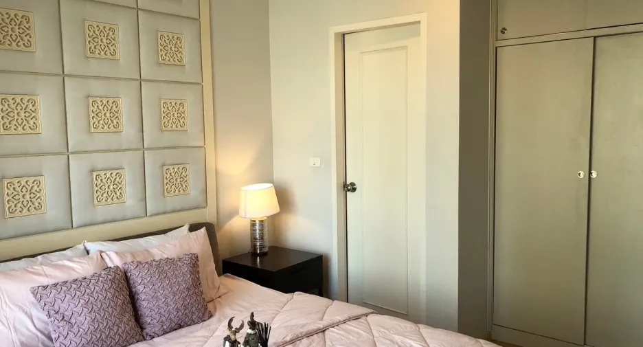 For rent 1 bed condo in Watthana, Bangkok