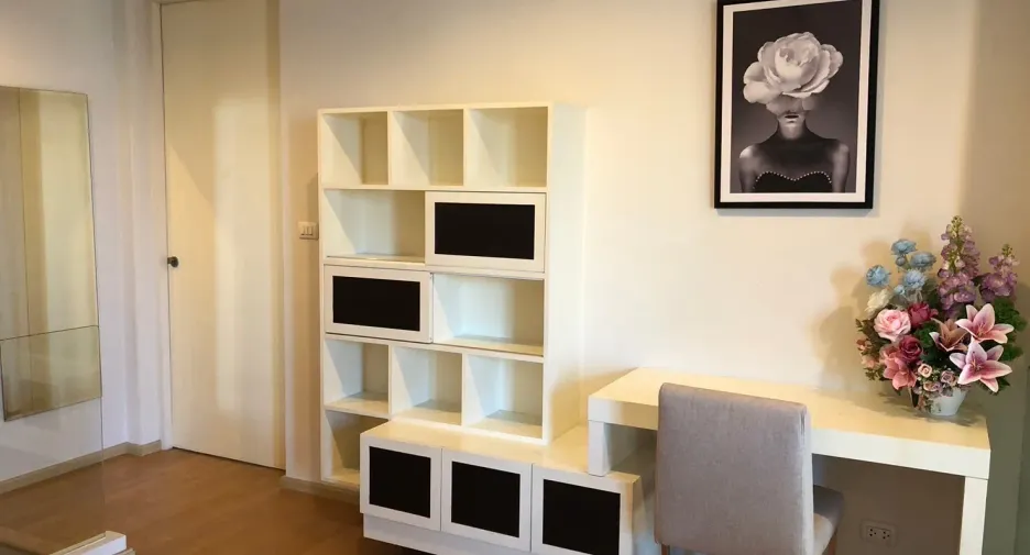 For rent 1 bed condo in Watthana, Bangkok