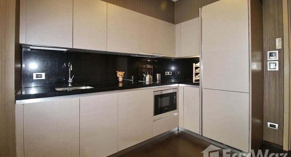 For rent 1 Beds condo in Khlong Toei, Bangkok