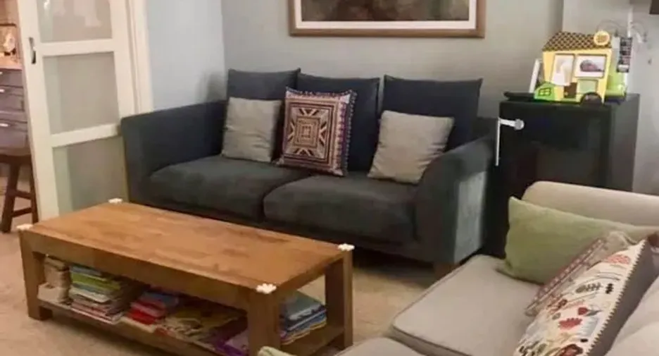 For rent 4 bedrooms townhouse in Watthana, Bangkok