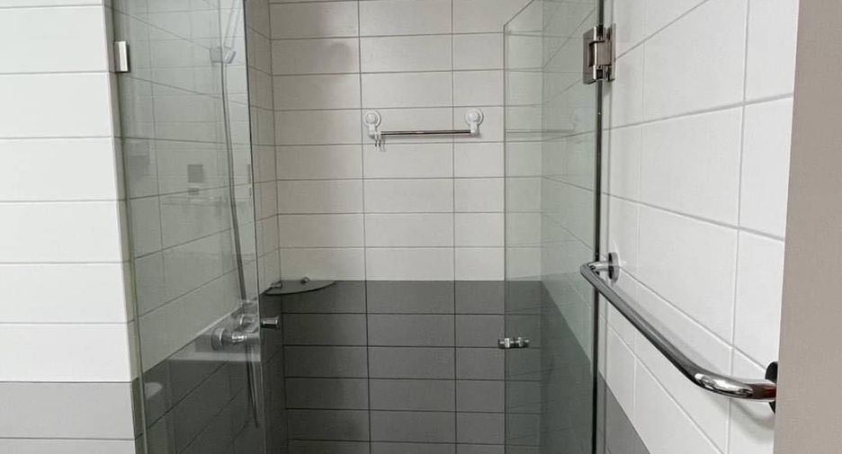 For rent 1 bed condo in Phra Khanong, Bangkok