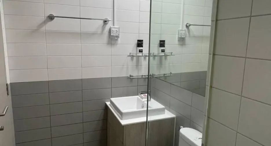 For rent 1 bed condo in Phra Khanong, Bangkok
