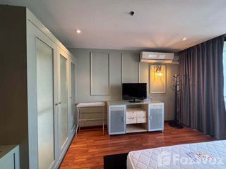 For rent 1 bed condo in Pathum Wan, Bangkok