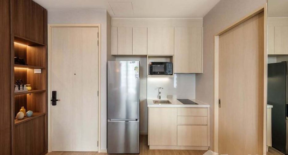 For rent 1 bed condo in Watthana, Bangkok