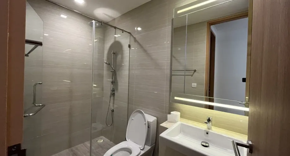 For rent 2 bedrooms condo in Watthana, Bangkok