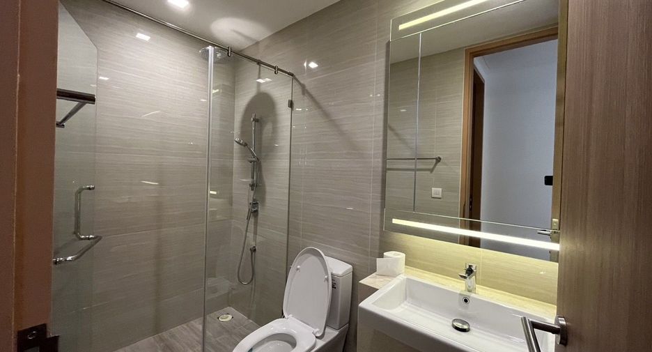 For rent 2 bedrooms condo in Watthana, Bangkok