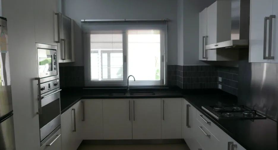 For rent 5 bedrooms house in Suan Luang, Bangkok