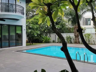 Haus zur Miete mit 5 Zimmer in Suan Luang, Bangkok