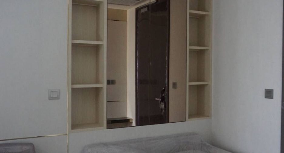 For rent studio condo in Bang Rak, Bangkok