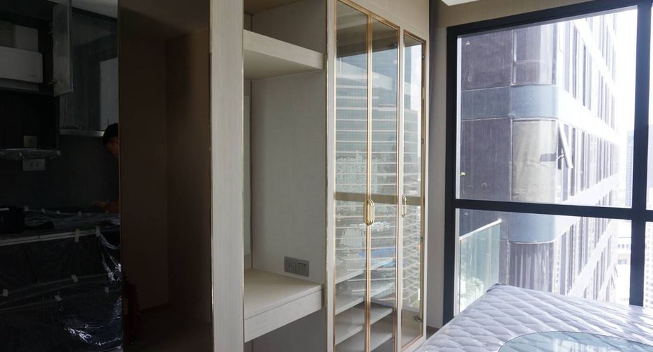 For rent studio condo in Bang Rak, Bangkok