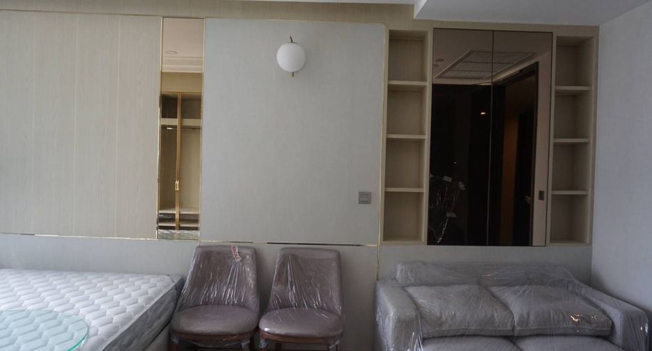 For rent studio condo in Bang Rak, Bangkok