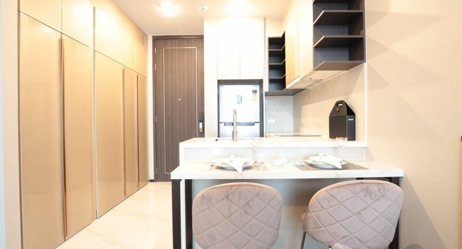 For rent 1 bed condo in Khlong Toei, Bangkok