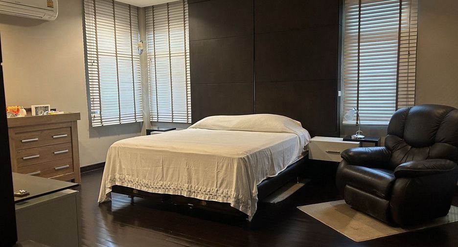 For rent 3 bedrooms house in Prawet, Bangkok