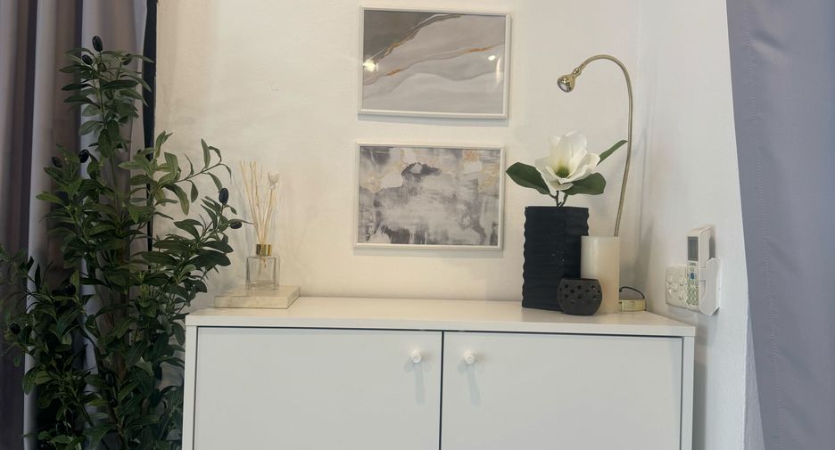 For rent 4 bedrooms house in Bang Na, Bangkok