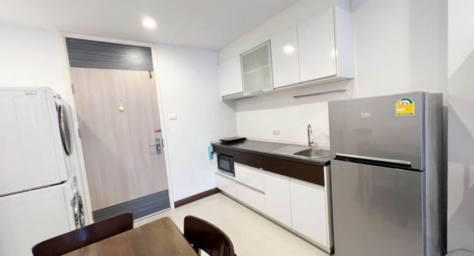 For rent 1 bed condo in Watthana, Bangkok