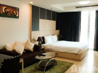 For rent studio condo in Pathum Wan, Bangkok