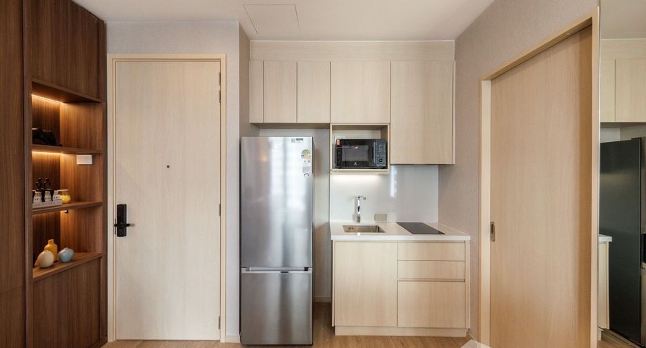 For rent 1 bed condo in Watthana, Bangkok