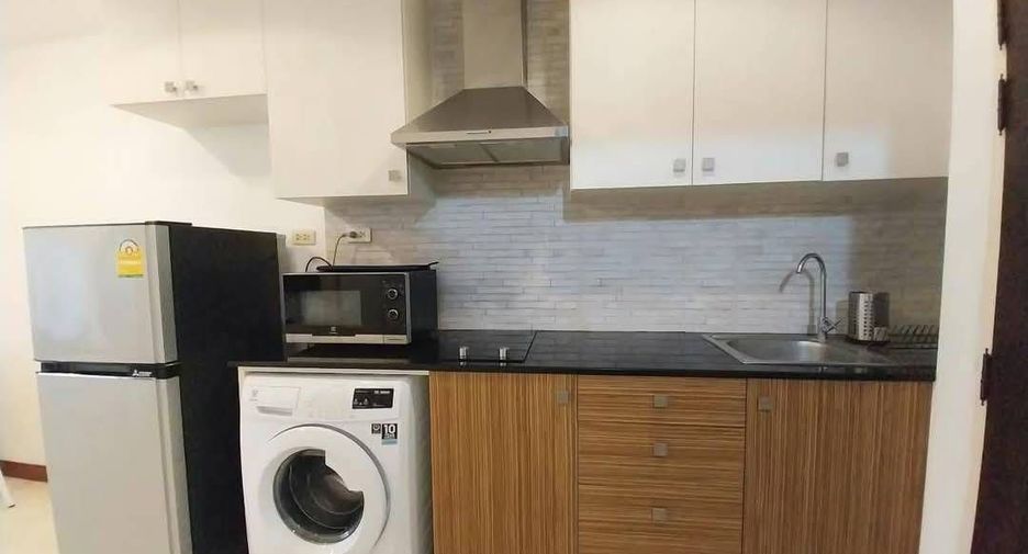 For rent 1 bed condo in Khlong Toei, Bangkok