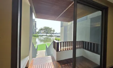 For rent 3 bedrooms condo in Yan Nawa, Bangkok