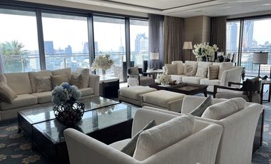 À louer 4 chambres condo à Pathum Wan, Bangkok