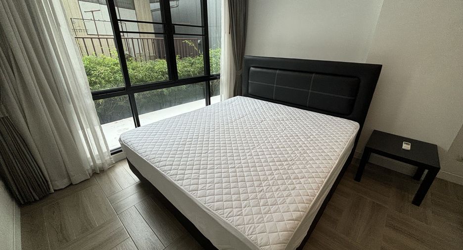 For rent 2 ベッドルーム condo in Watthana, Bangkok