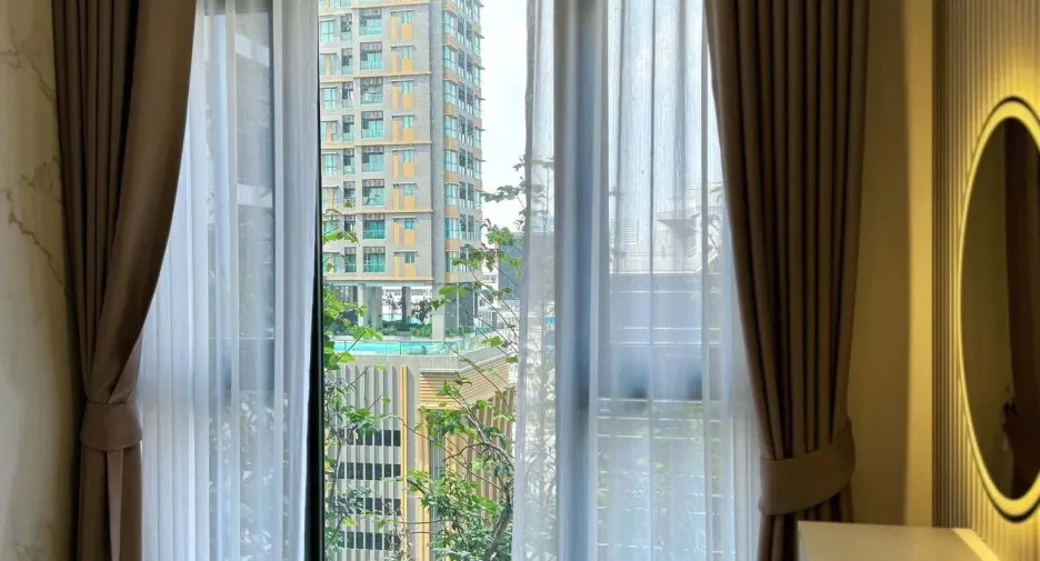 For rent studio condo in Din Daeng, Bangkok