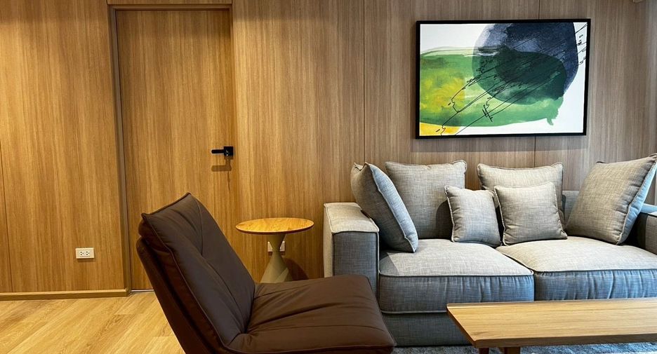For rent 2 bedrooms condo in Watthana, Bangkok