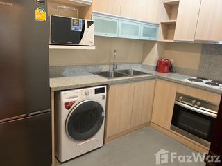 For rent 2 bedrooms condo in Pathum Wan, Bangkok